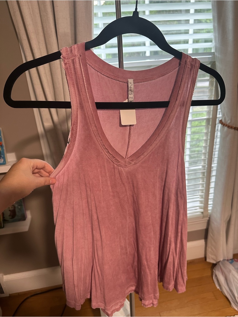Z Supply Dusty Rose V-Neck Tank